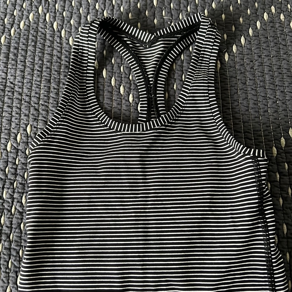 Lululemon tank top